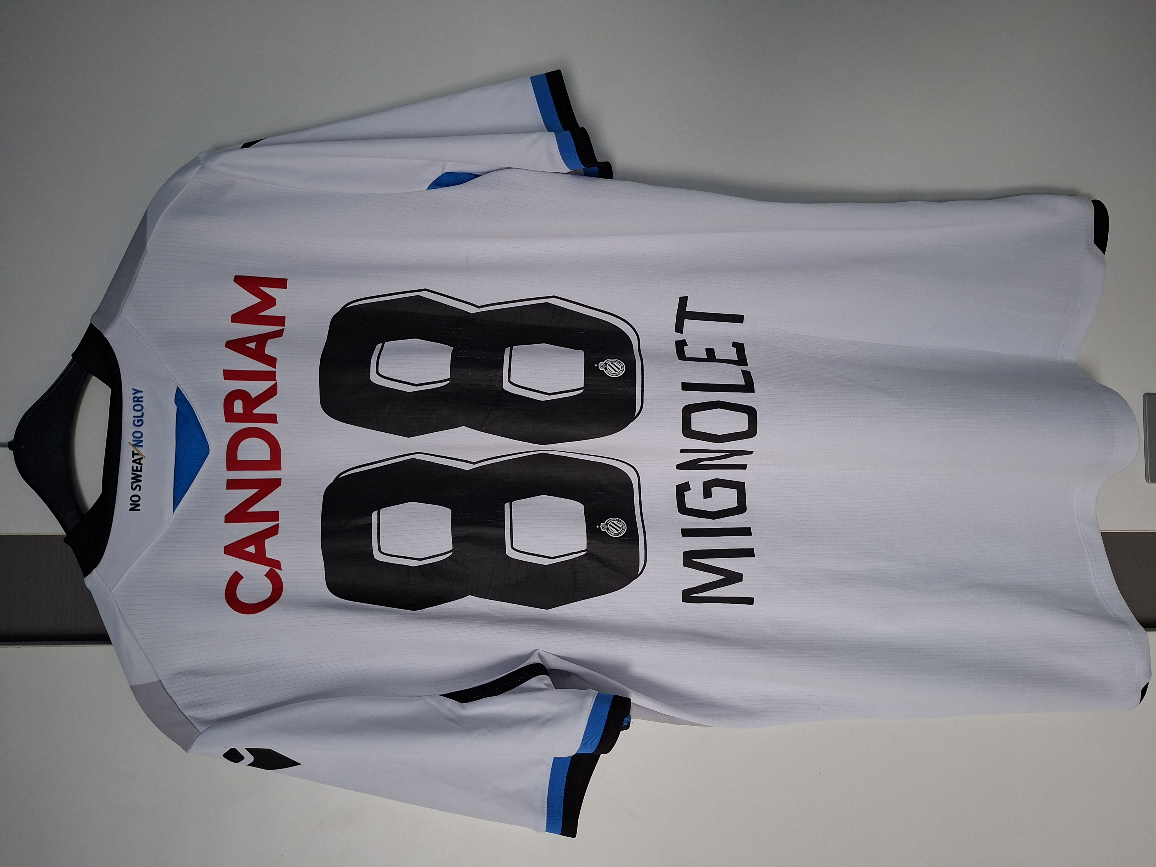 Club Brugge 2020-2021 Away shirt