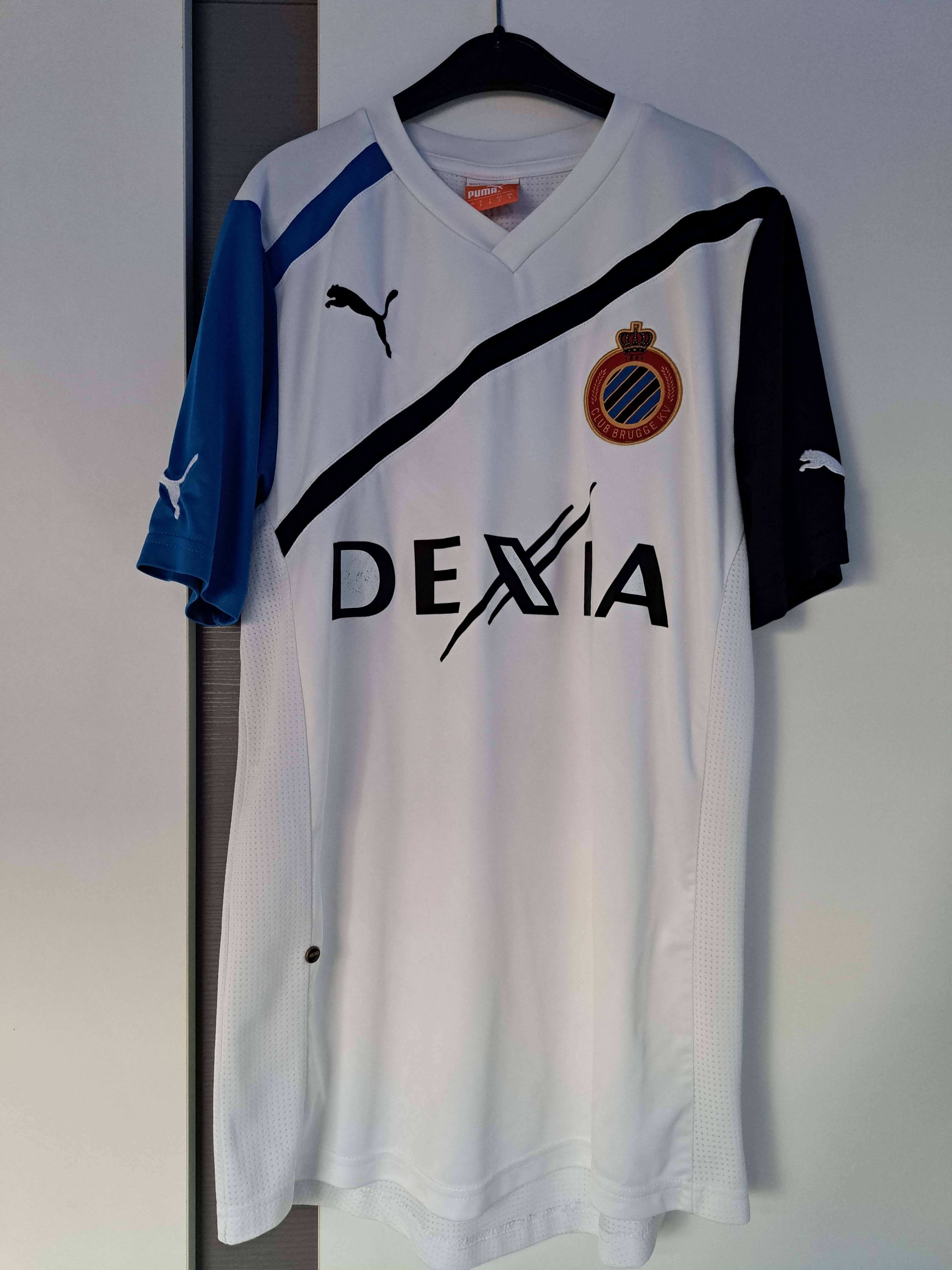 Club Brugge 2011-2012 Away shirt