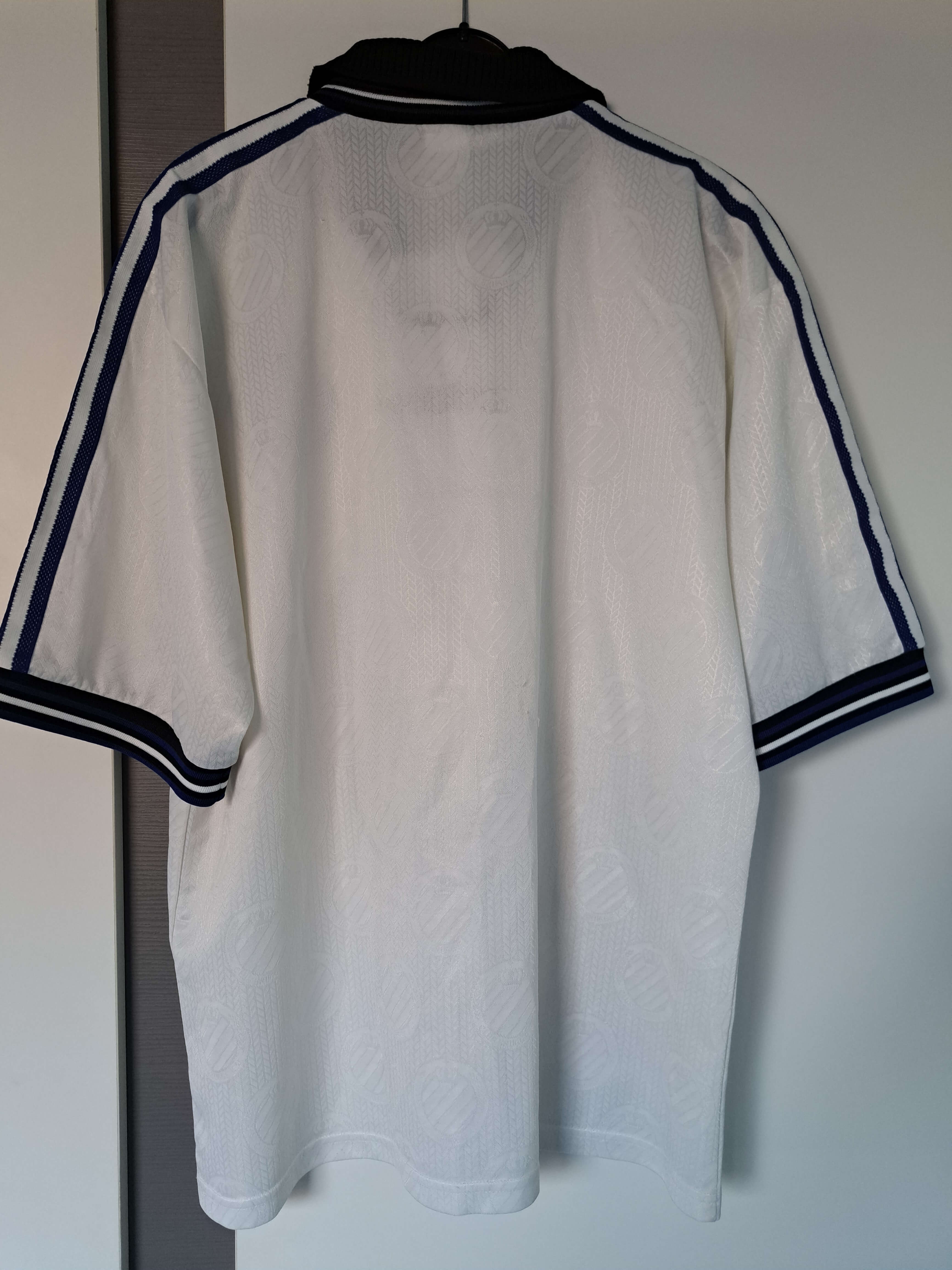 Club Brugge 1996-1997 Away shirt