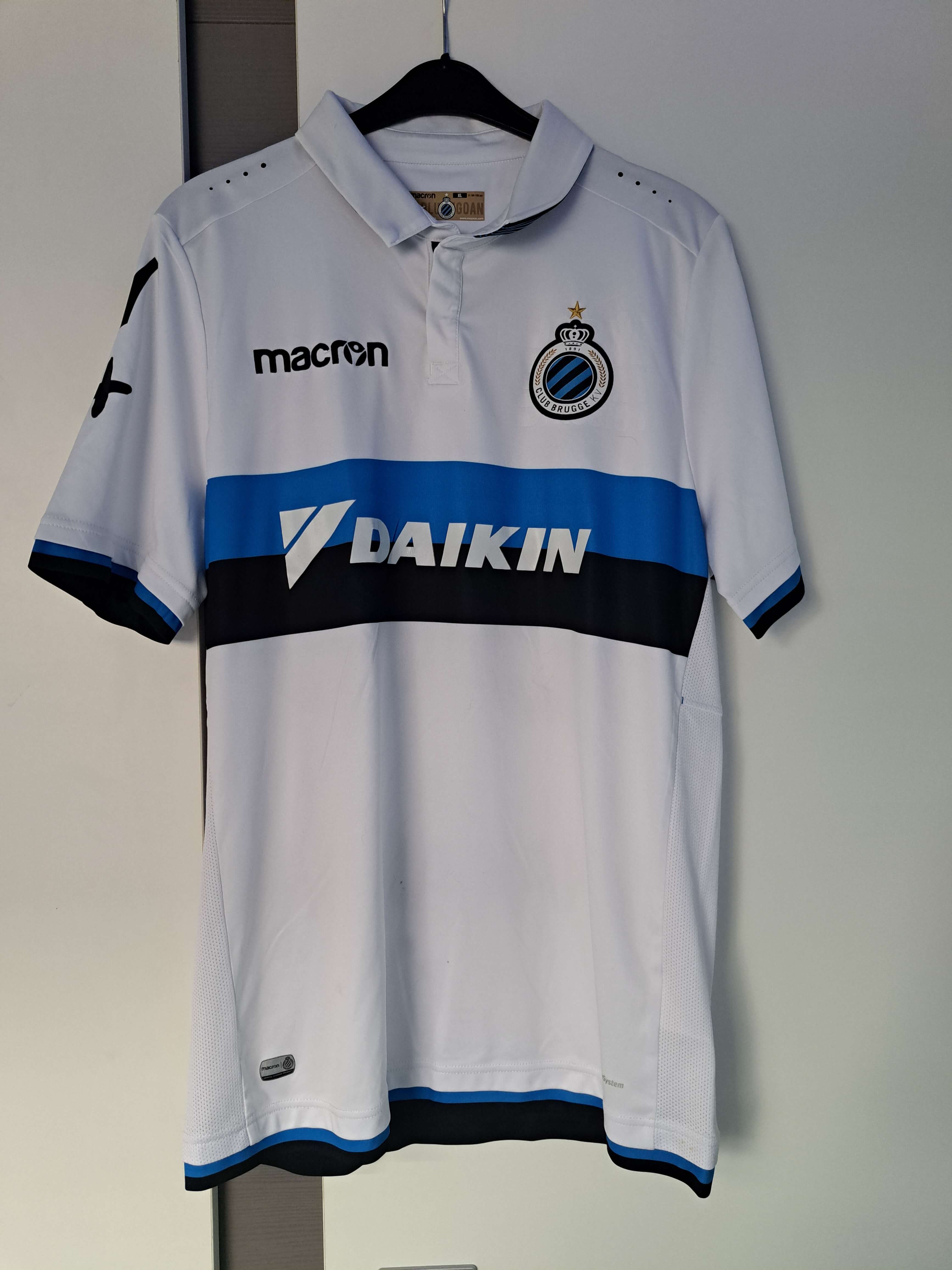 Club Brugge 2017-2018 Away shirt