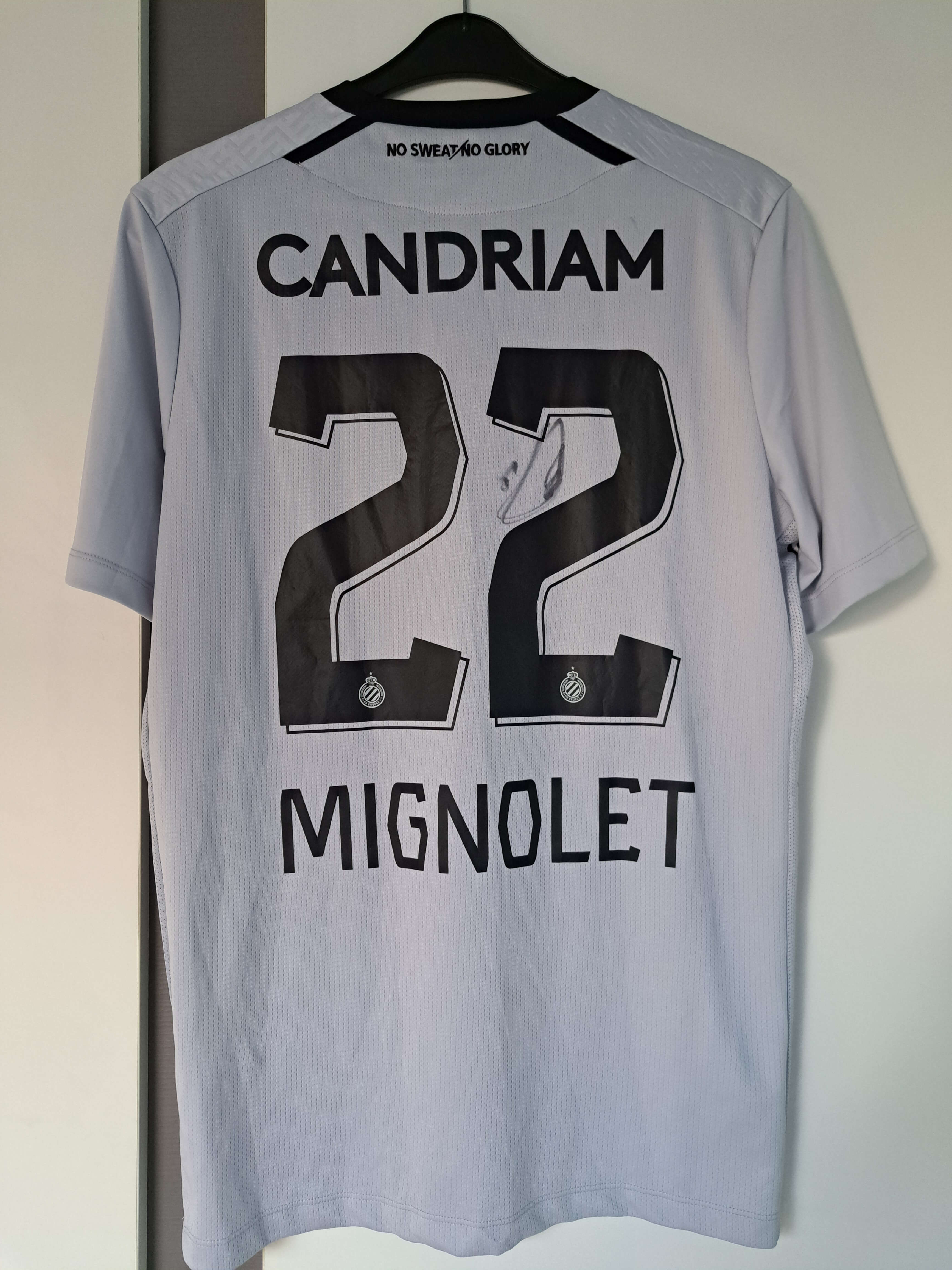 Club Brugge 2021-2022 GK shirt
