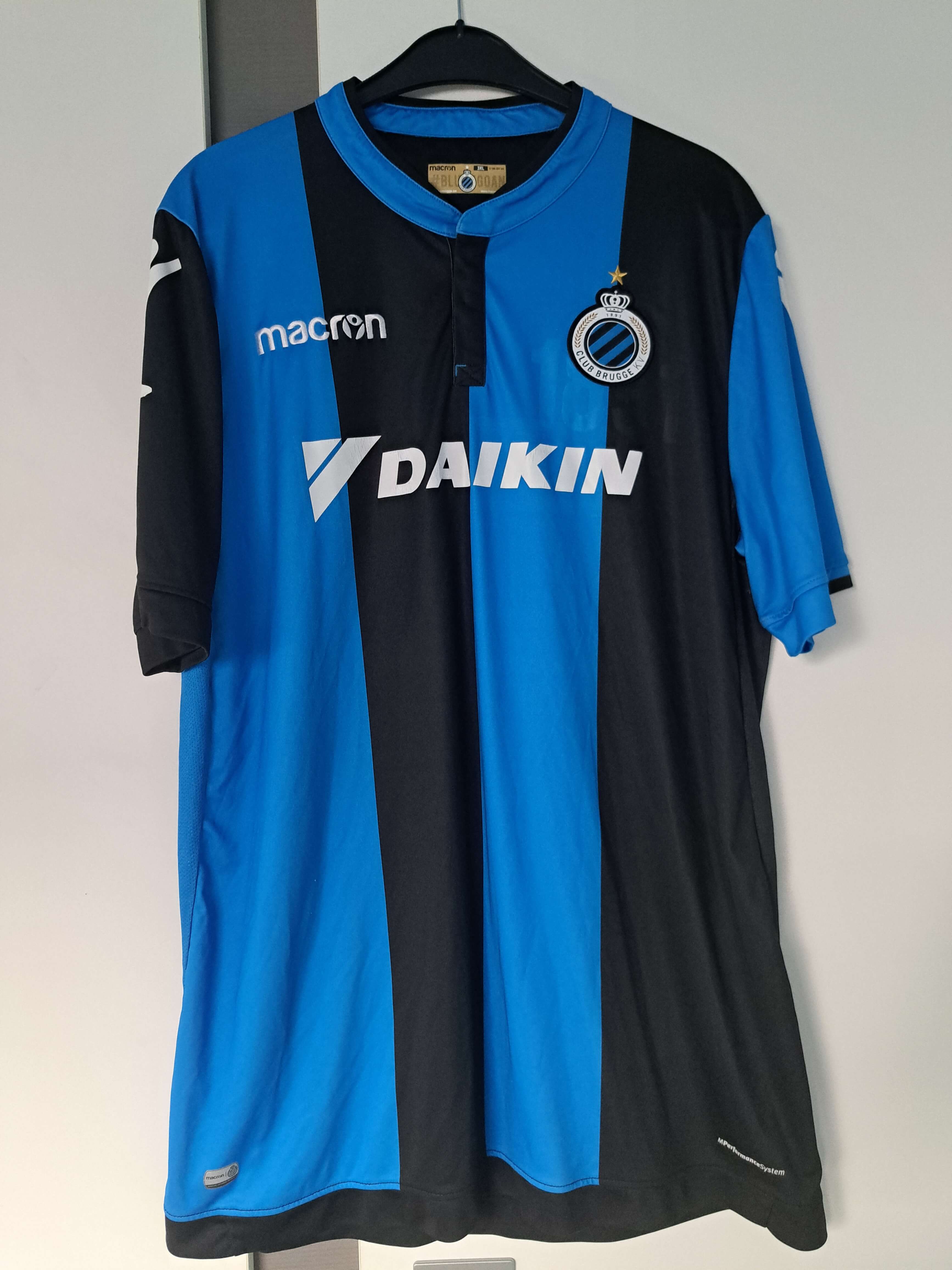 Club Brugge 2017-2018 Home shirt