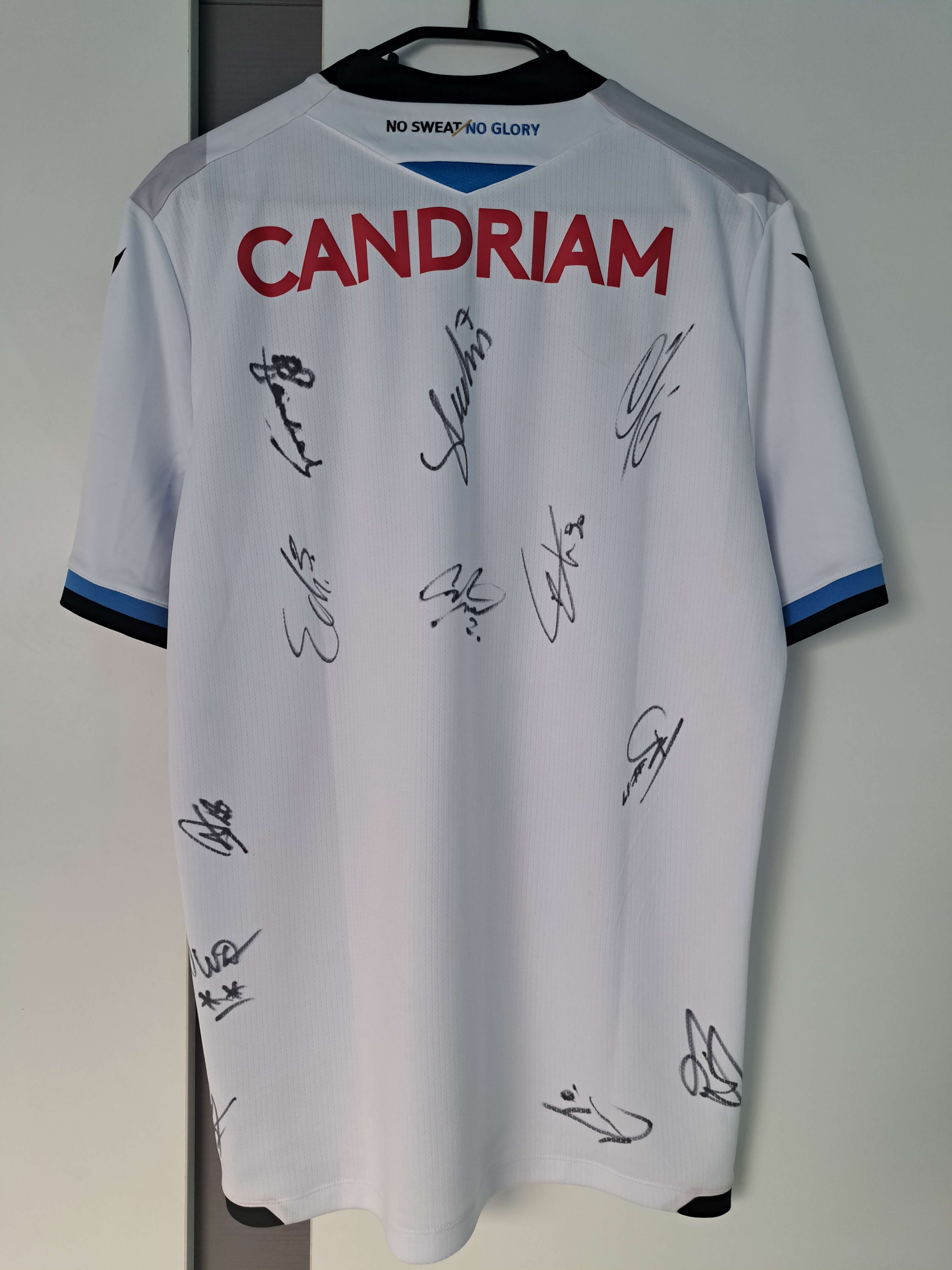 Club Brugge 2020-2021 Away shirt