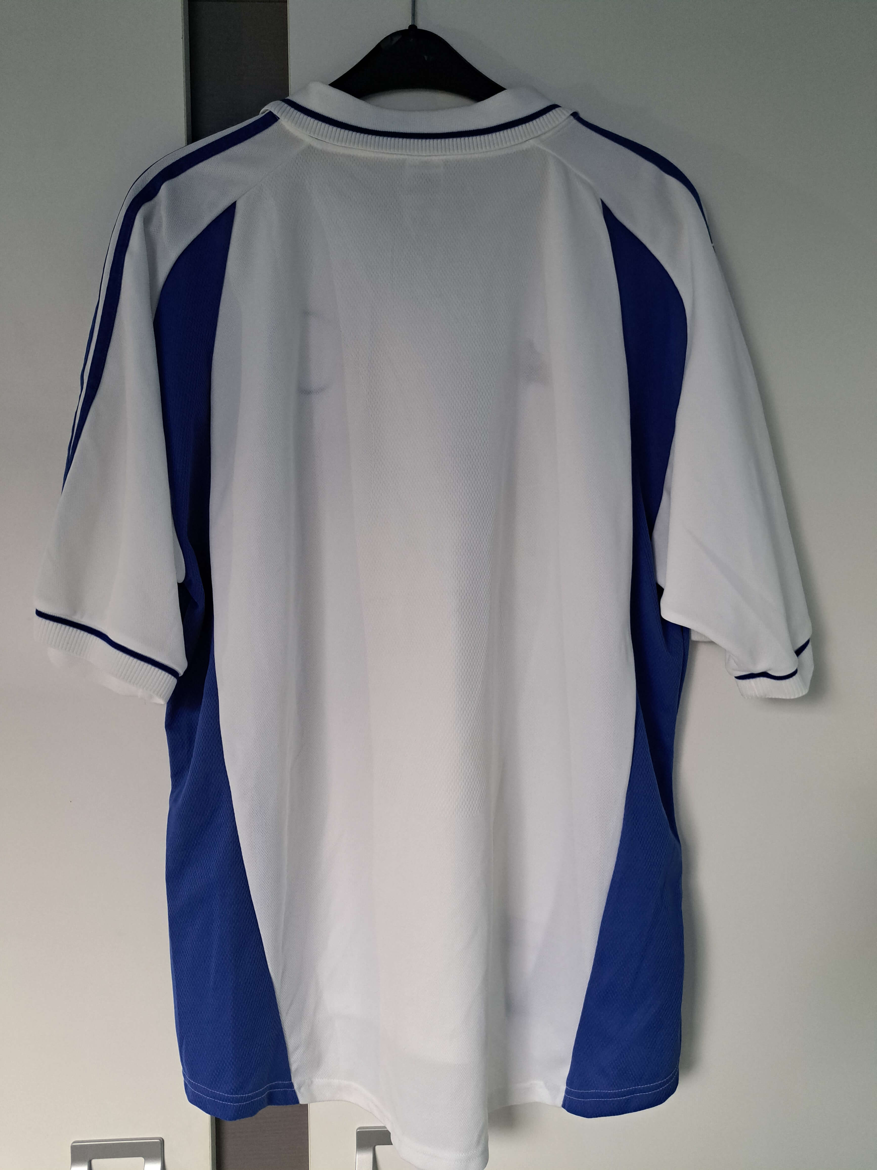 Club Brugge 2000-2002 Away shirt